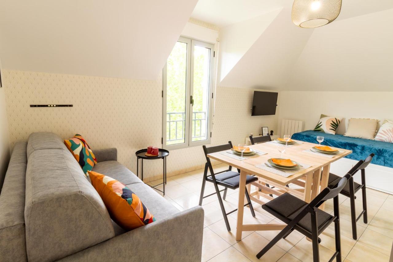 Le Bienvenue Bussy-Saint-Georges Exterior foto